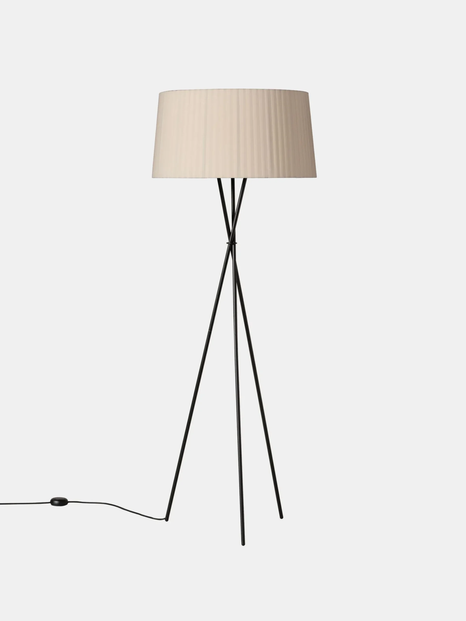 Trípode G5 Floor Lamp