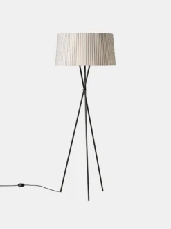 Trípode G5 Floor Lamp