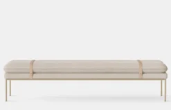 Turn Daybed - Boucle Off White - Cashmere Frame - Natural Straps