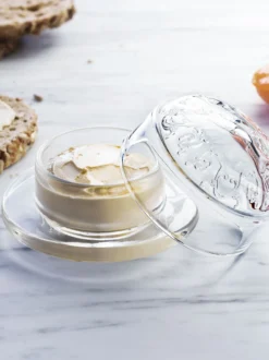 Versailles Butter Cup