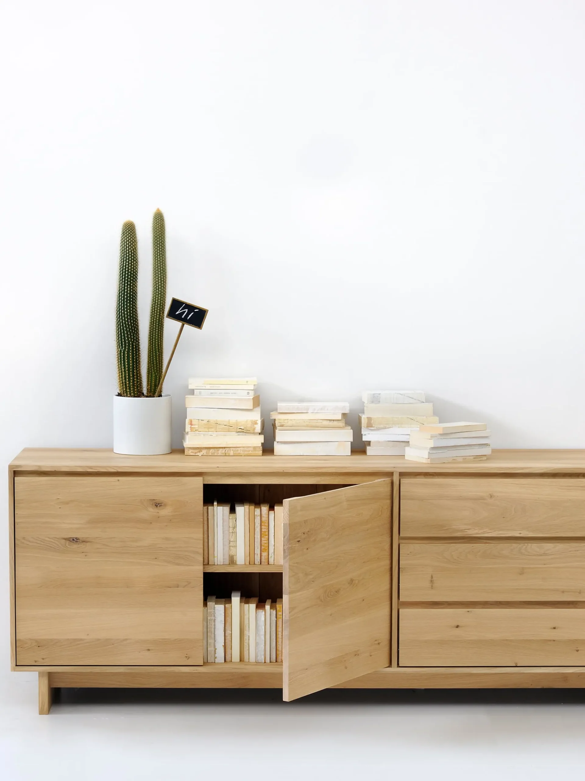 Wave Sideboard – Oak