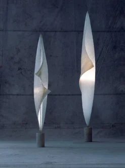 Wo-Tum-Bu 2 Floor Lamp