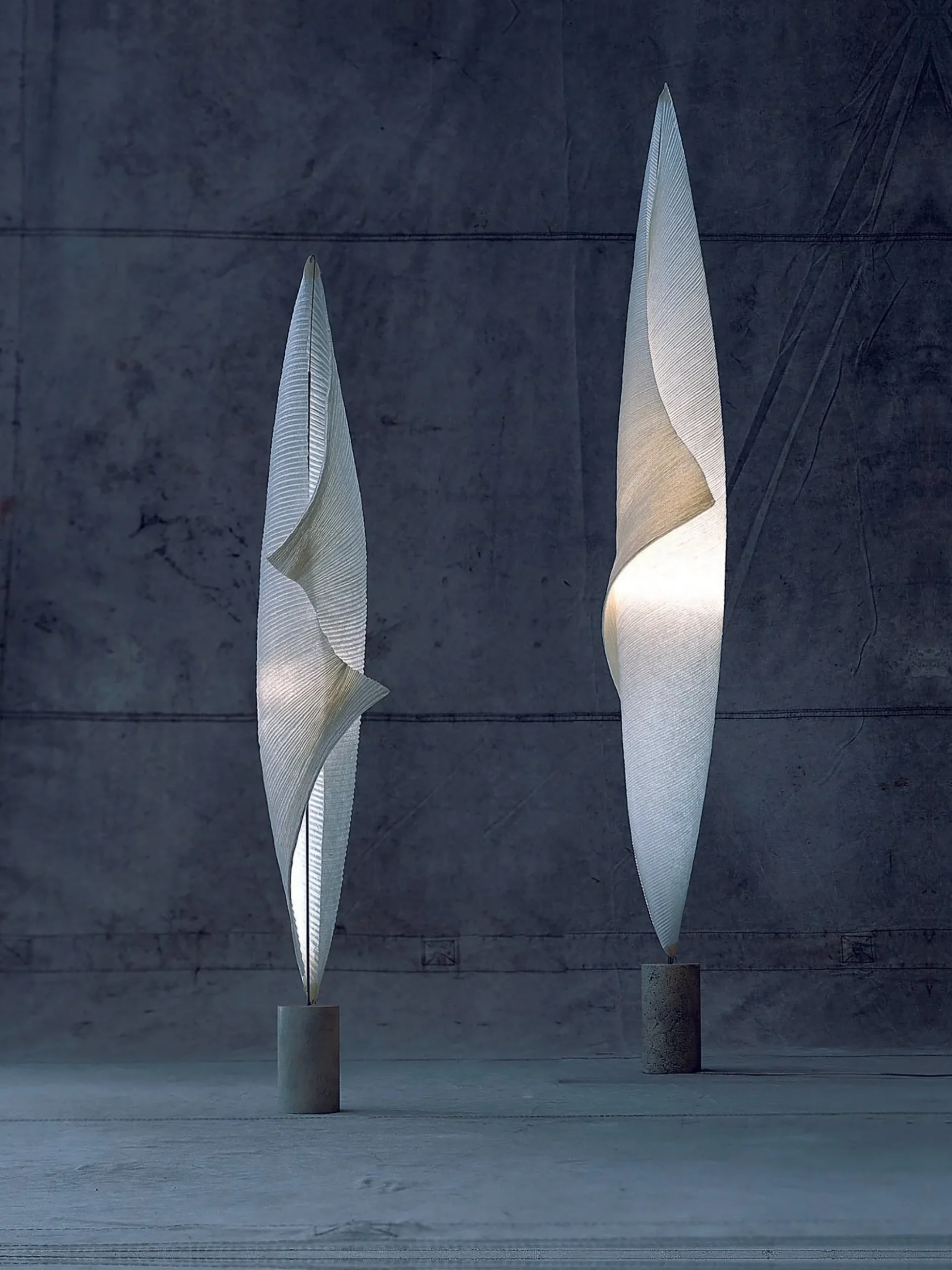 Wo-Tum-Bu 2 Floor Lamp